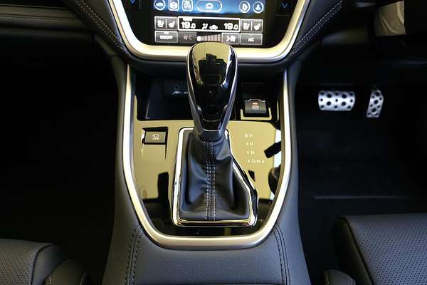 2025 Subaru Outback AWD Touring XT 6GEN