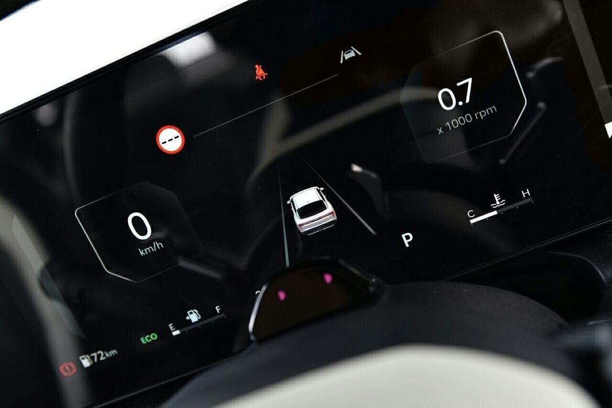 2025 Kia K4 GT-Line CL4m