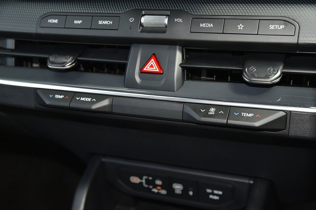 2025 Kia K4 GT-Line CL4m