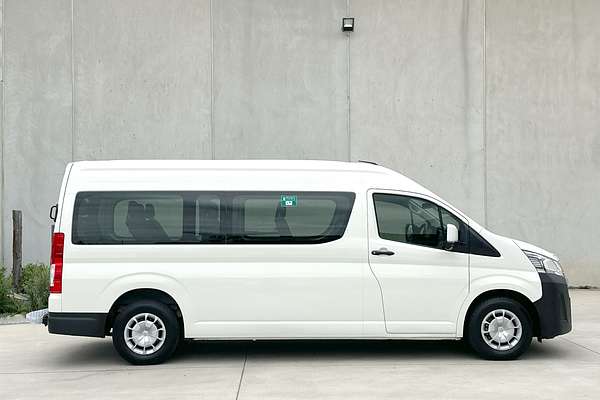 2022 Toyota Hiace Commuter GDH322R ELWB High Roof
