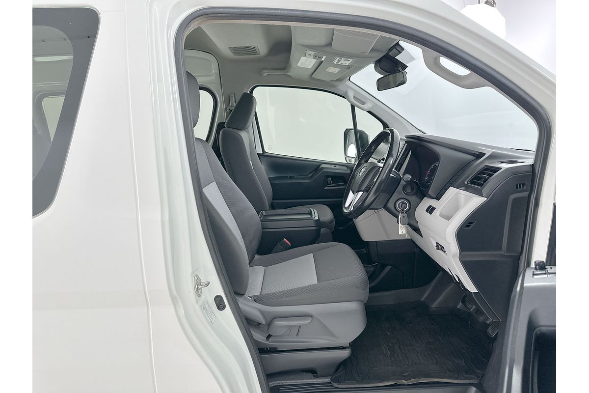 2022 Toyota Hiace Commuter GDH322R ELWB High Roof