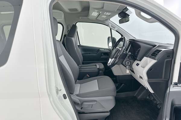 2022 Toyota Hiace Commuter GDH322R ELWB High Roof