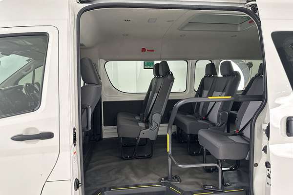 2022 Toyota Hiace Commuter GDH322R ELWB High Roof