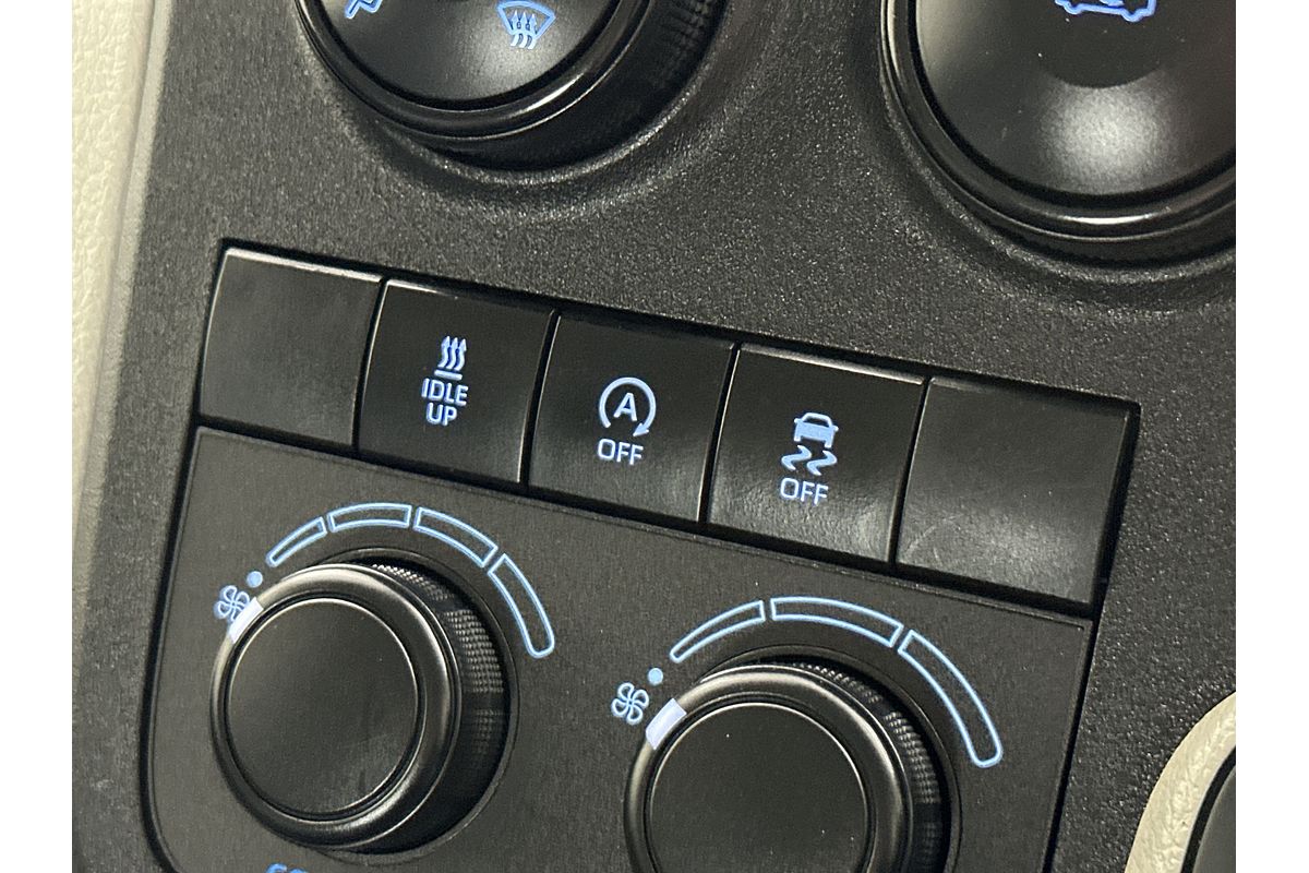 2022 Toyota Hiace Commuter GDH322R ELWB High Roof