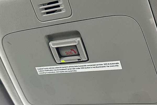 2022 Toyota Hiace Commuter GDH322R ELWB High Roof