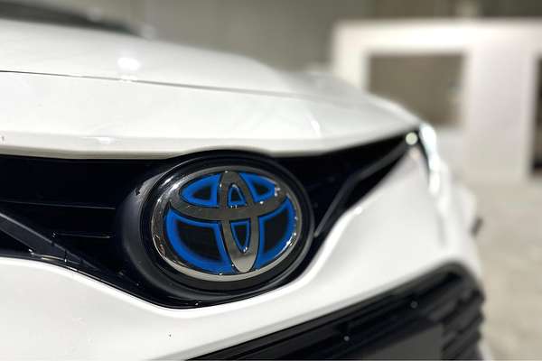 2023 Toyota Camry Ascent AXVH70R