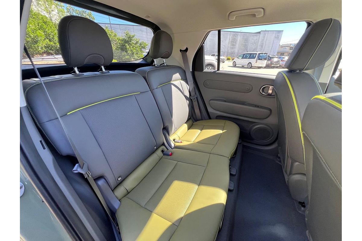 2025 Hyundai INSTER Cross AX.V1