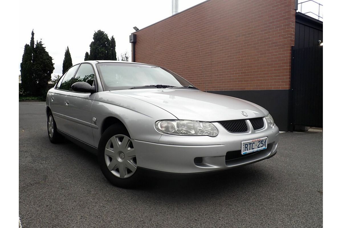 2001 Holden Commodore Acclaim VX II