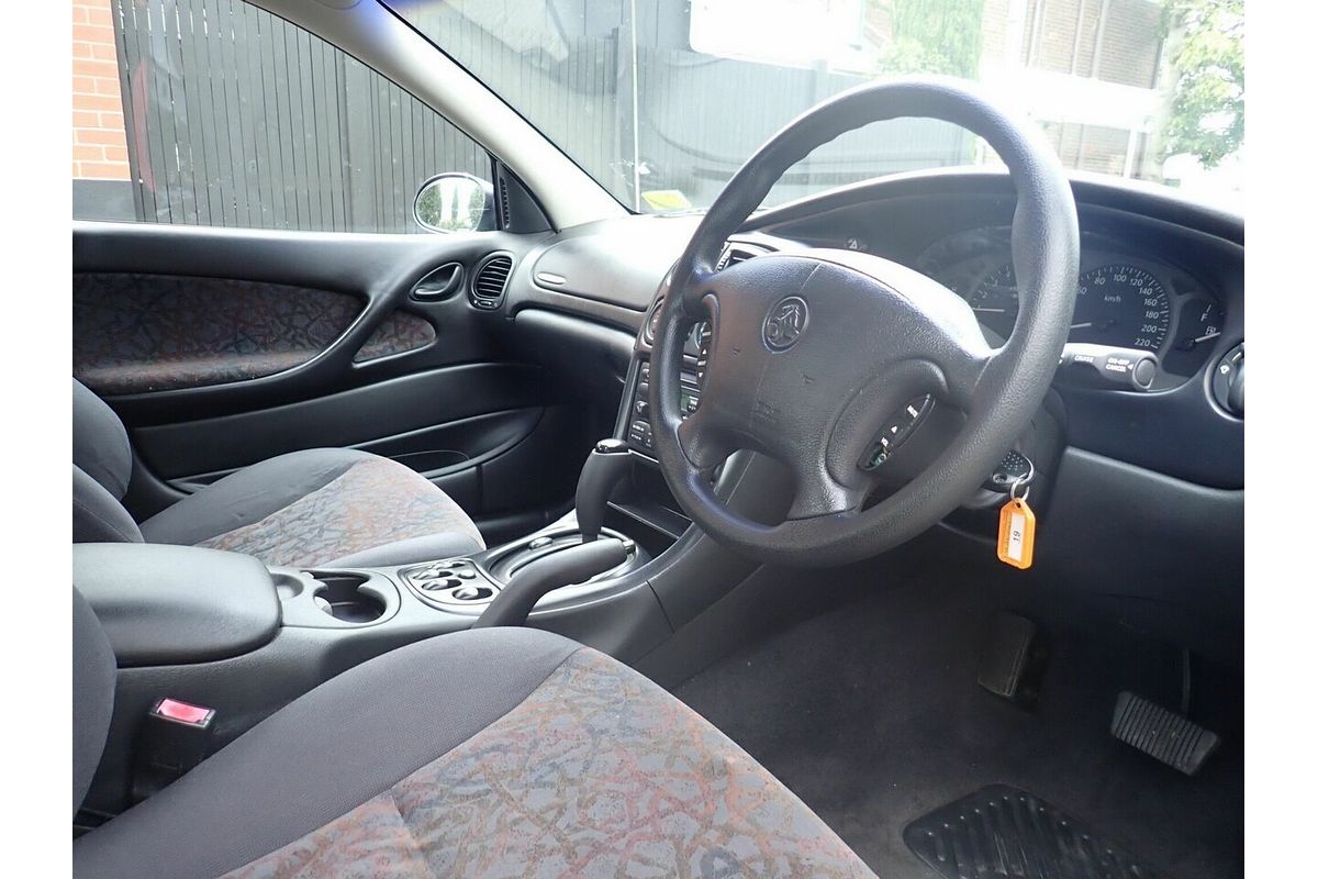 2001 Holden Commodore Acclaim VX II
