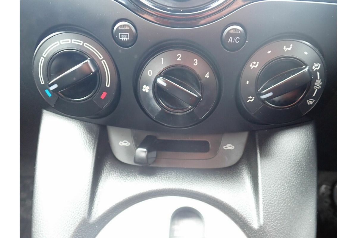 2012 Mazda 2 Neo DE Series 2