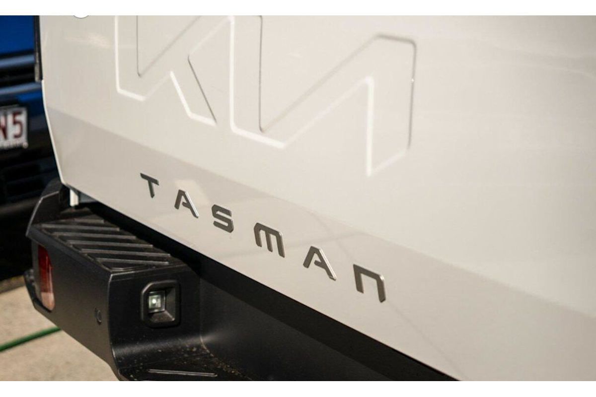 2025 Kia Tasman SX TK 4X4