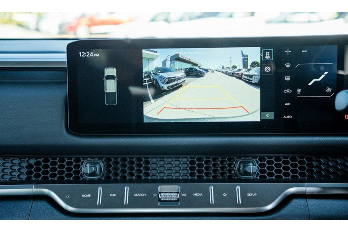 2025 Kia Tasman SX TK 4X4