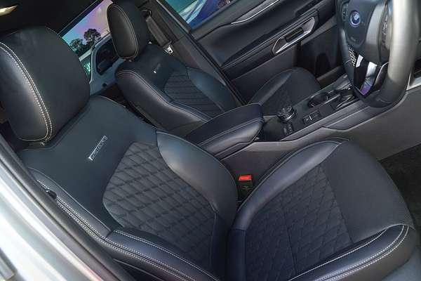 2025 Ford Ranger Platinum 4X4 3.0L