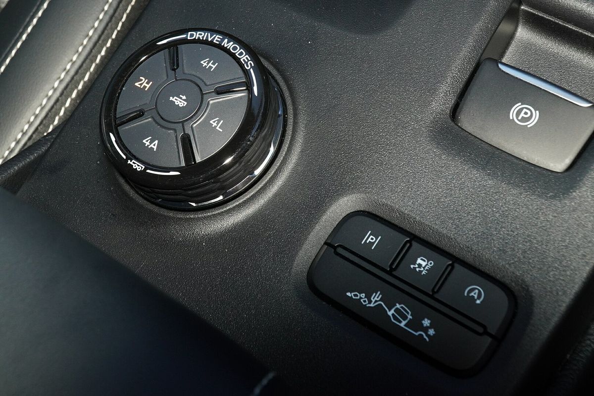 2025 Ford Ranger Platinum 4X4 3.0L