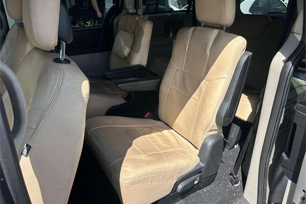 2011 Chrysler Grand Voyager LX 5th Gen