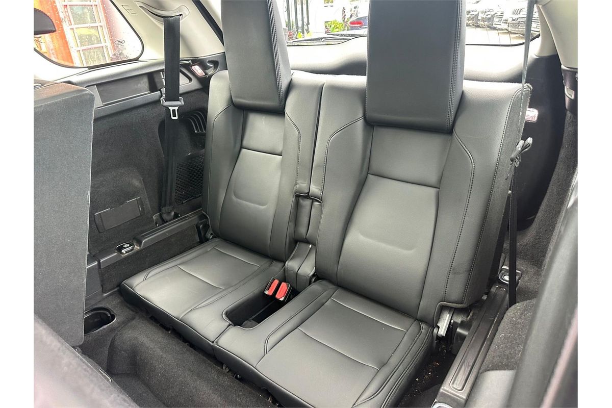 2019 Land Rover Discovery Sport P200 S L550