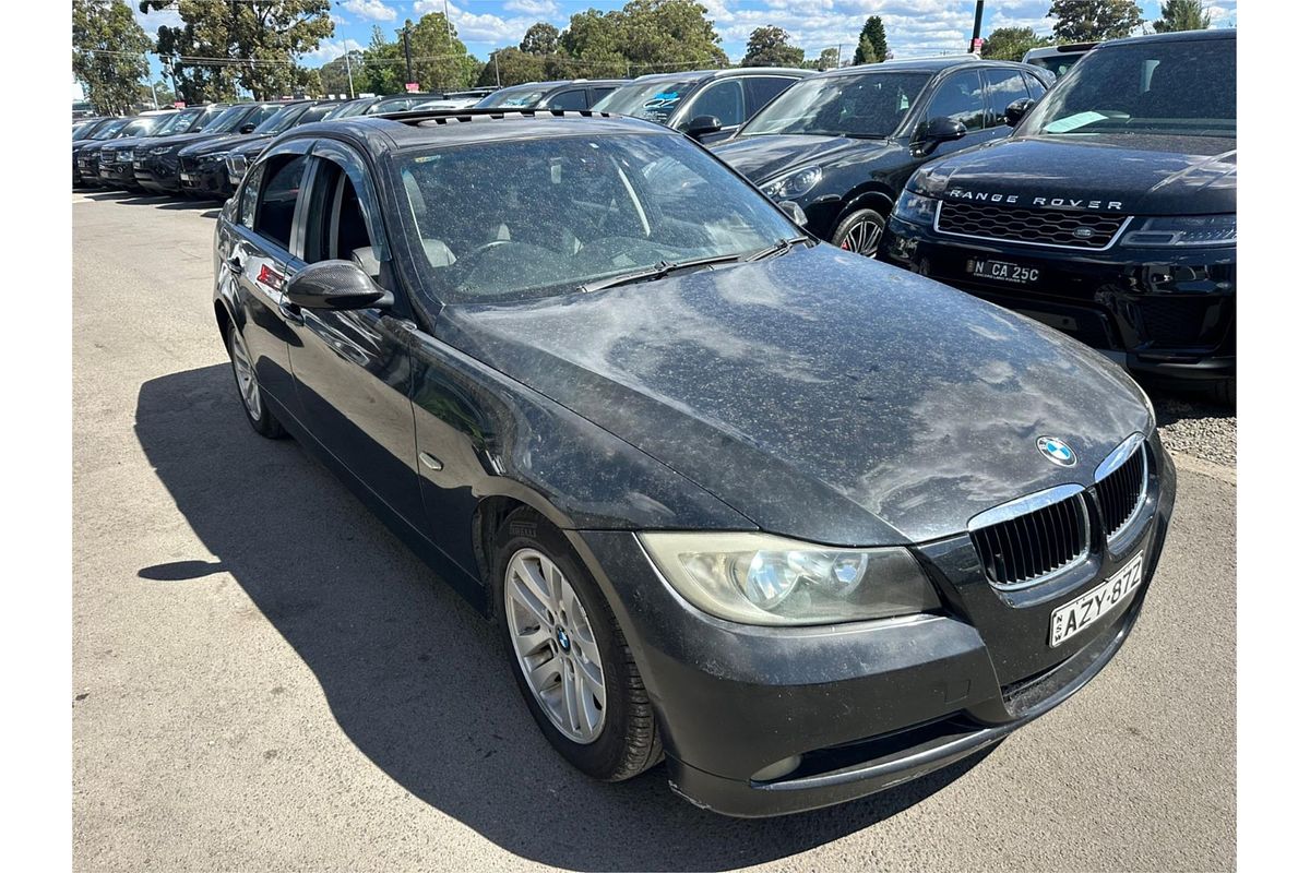 2006 BMW 3 Series 320i E90