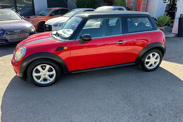 2009 MINI Hatch Cooper R56