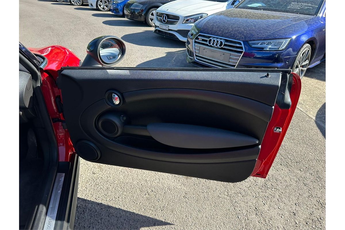 2009 MINI Hatch Cooper R56