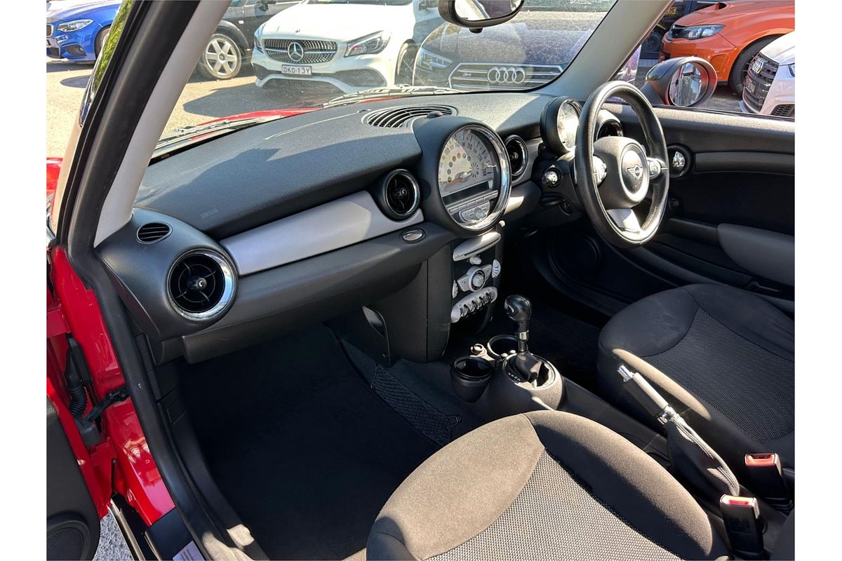 2009 MINI Hatch Cooper R56