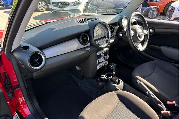 2009 MINI Hatch Cooper R56