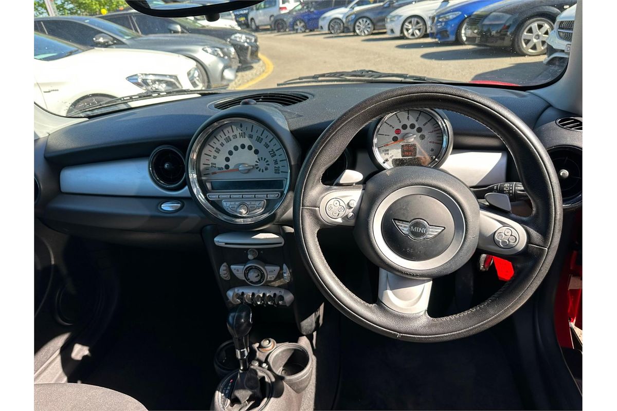 2009 MINI Hatch Cooper R56