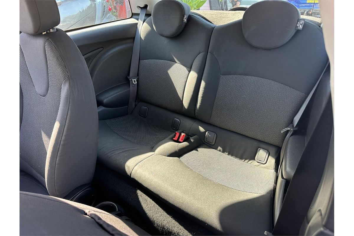 2009 MINI Hatch Cooper R56