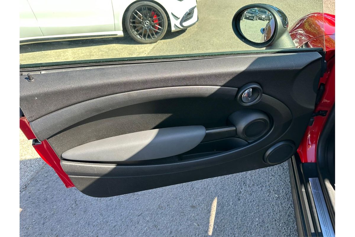 2009 MINI Hatch Cooper R56