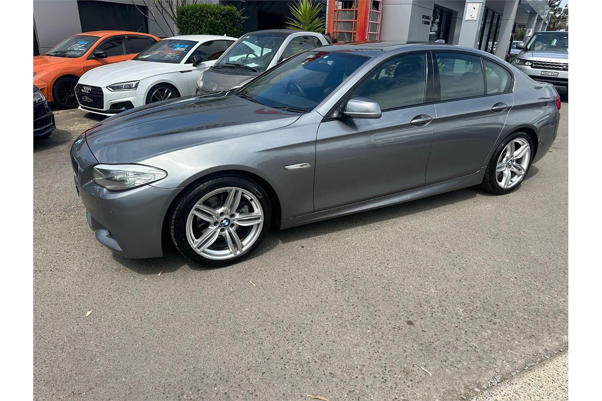 2012 BMW 5 Series 520i F10