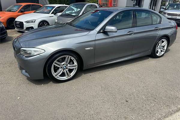 2012 BMW 5 Series 520i F10