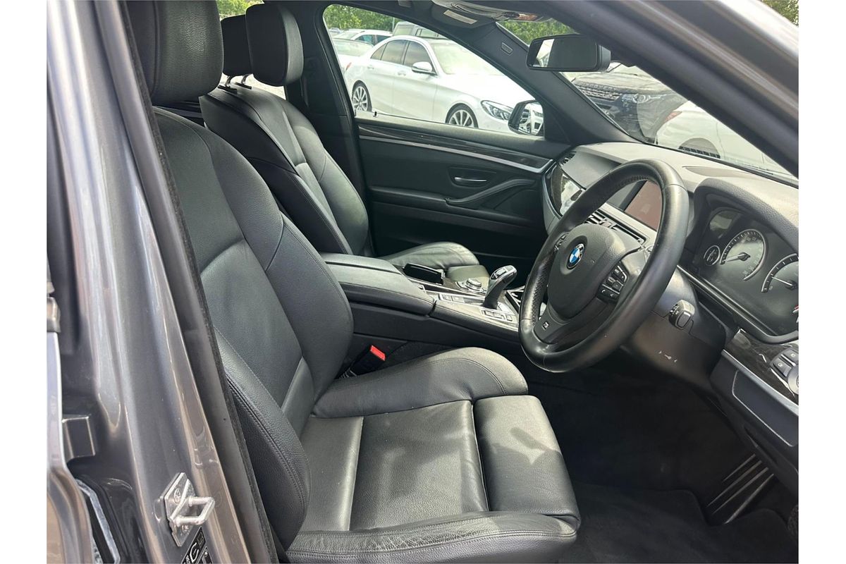 2012 BMW 5 Series 520i F10