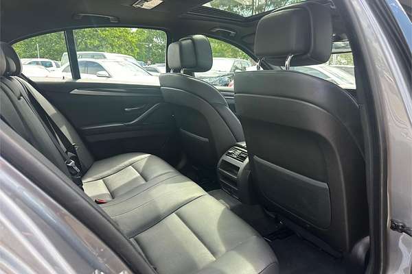 2012 BMW 5 Series 520i F10