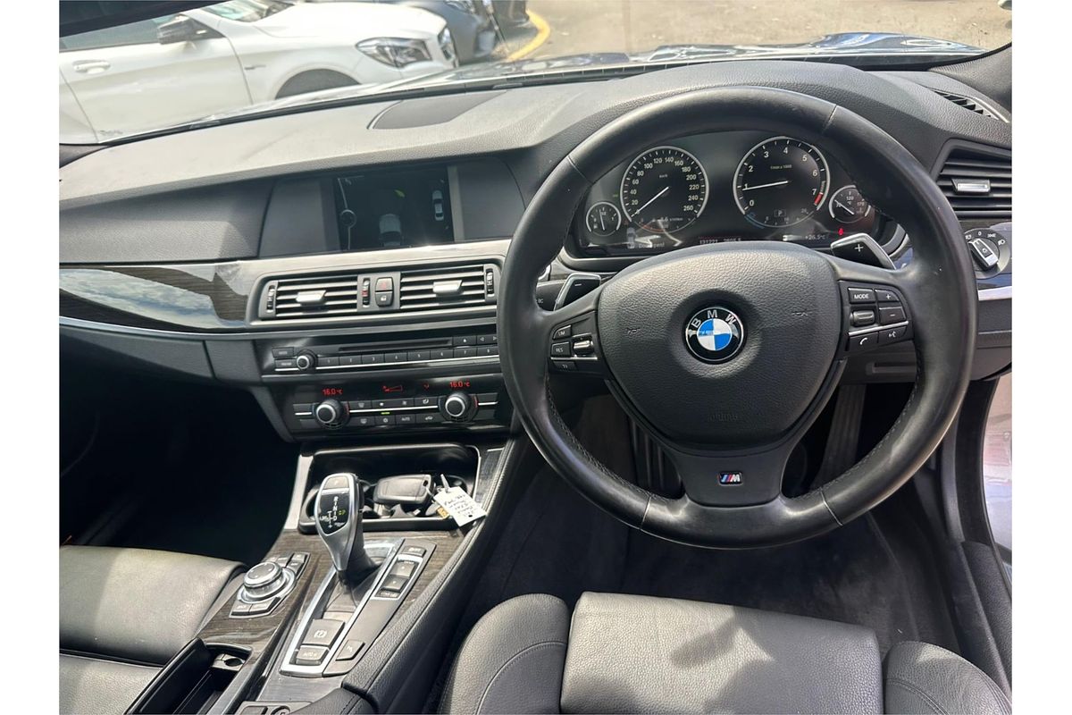 2012 BMW 5 Series 520i F10