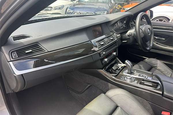 2012 BMW 5 Series 520i F10