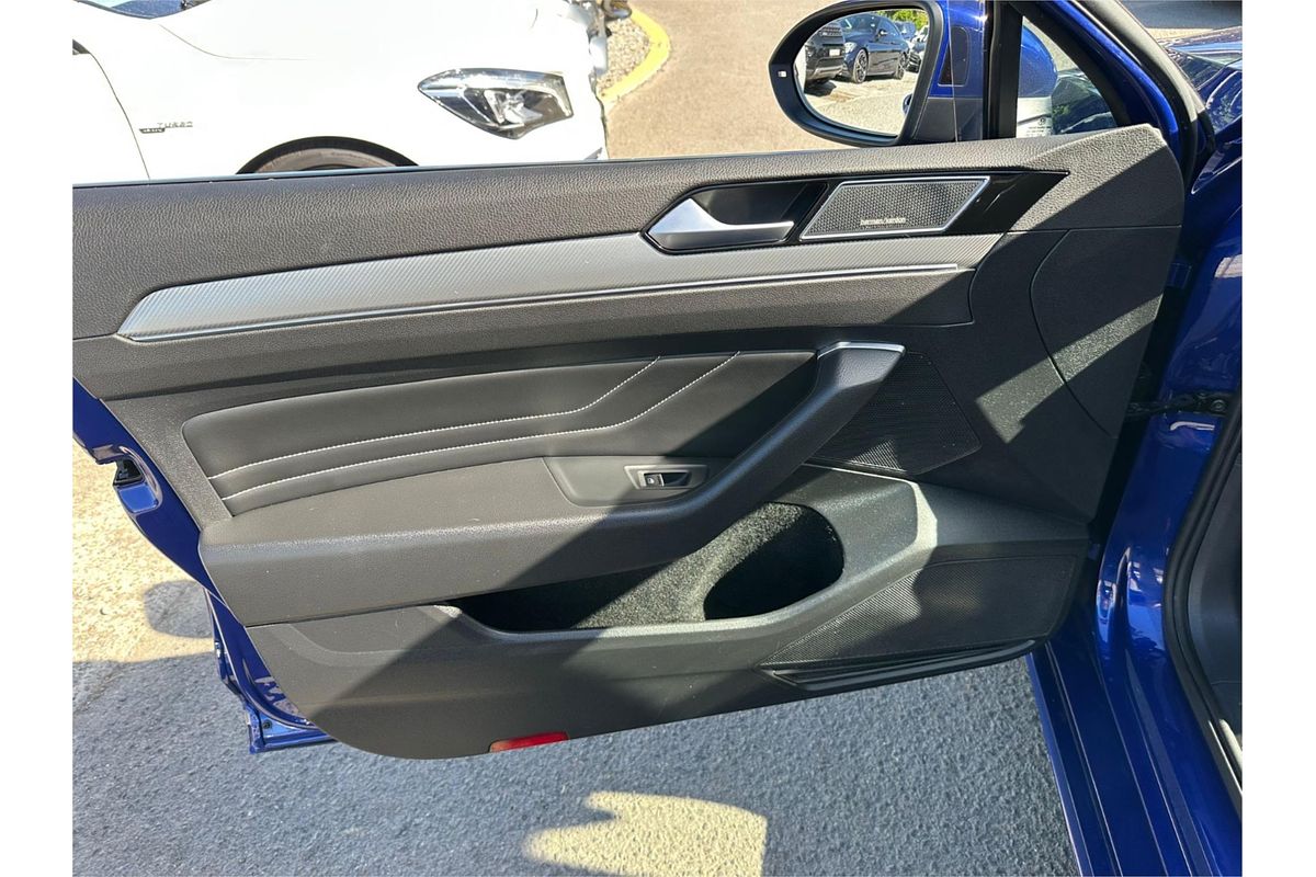 2021 Volkswagen Passat 206TSI R-Line B8