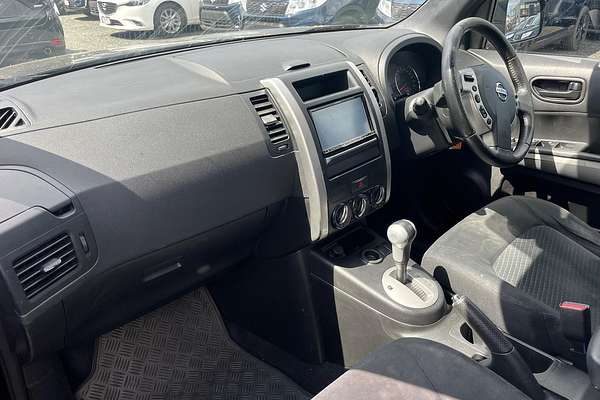 2013 Nissan X-TRAIL ST T31