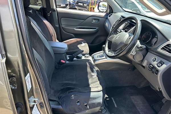 2015 Mitsubishi Triton Exceed MQ 4X4