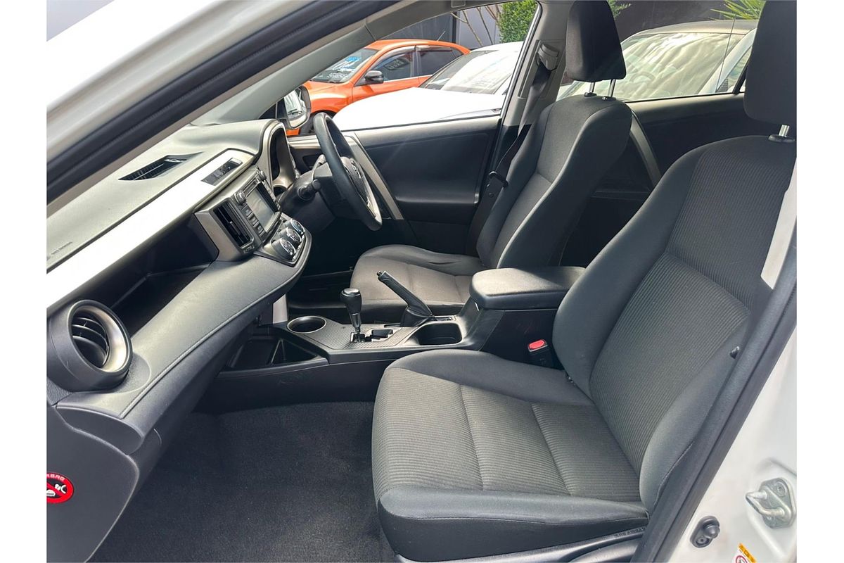 2014 Toyota RAV4 GX ZSA42R