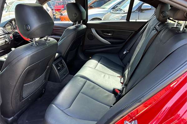 2013 BMW 3 20i LUXURY LINE F30