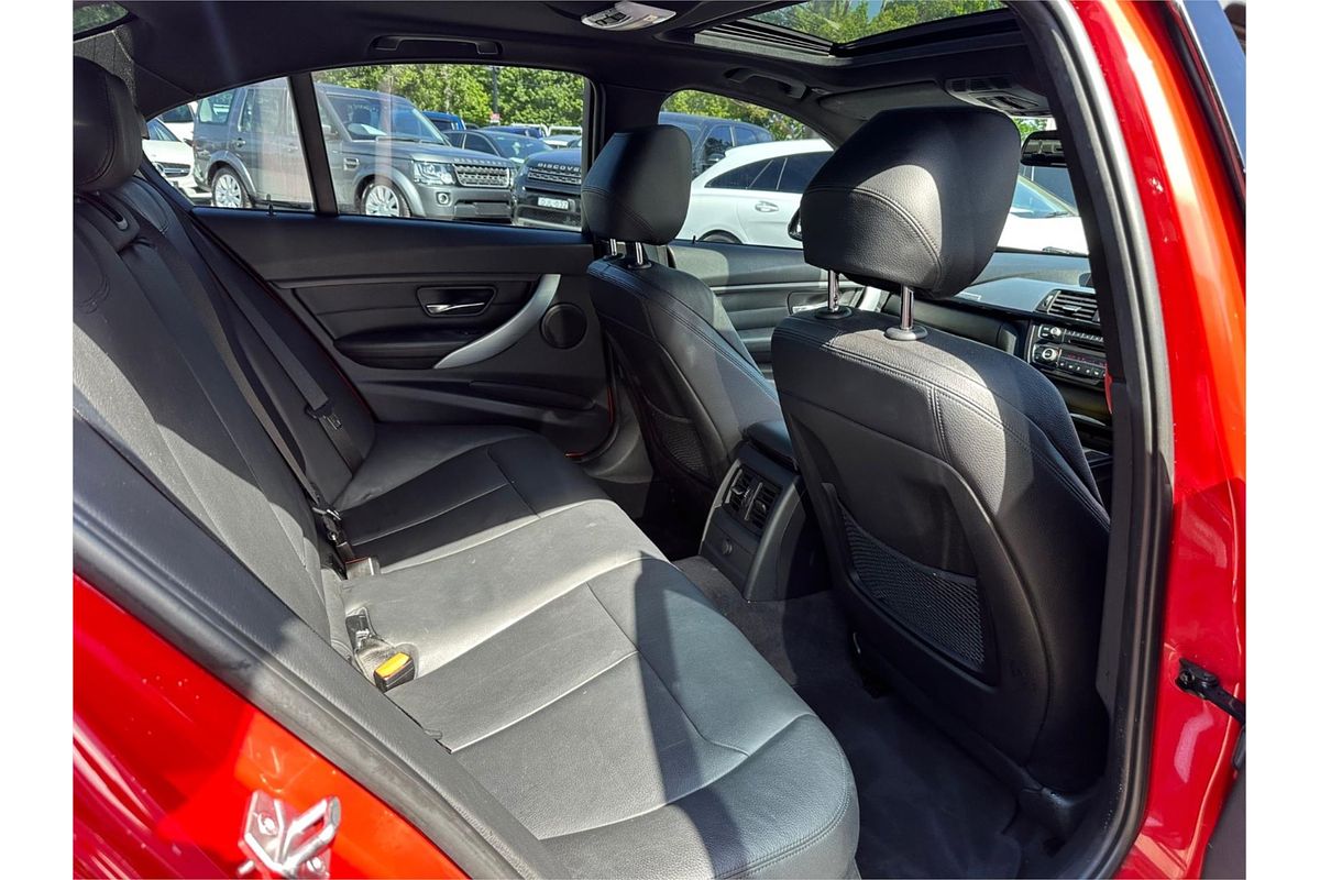 2013 BMW 3 20i LUXURY LINE F30