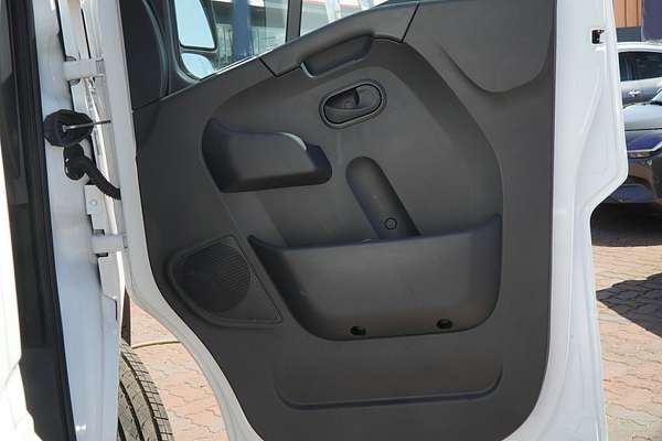 2024 Renault Master Pro 110kW X62 Phase 2 MWB Mid Roof