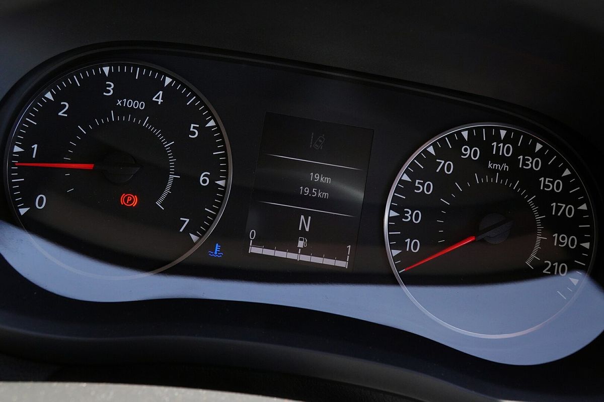 2024 Renault Master Pro 110kW X62 Phase 2 MWB Mid Roof