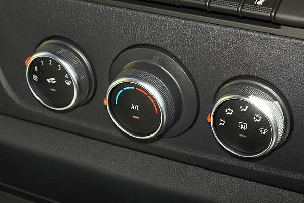 2024 Renault Master Pro 110kW X62 Phase 2 MWB Mid Roof