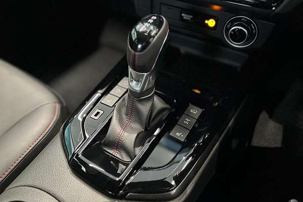 2025 Isuzu D-MAX X-TERRAIN 4X4