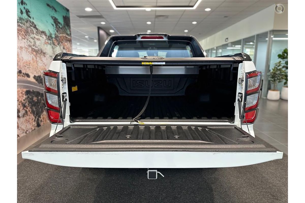 2025 Isuzu D-MAX X-TERRAIN 4X4