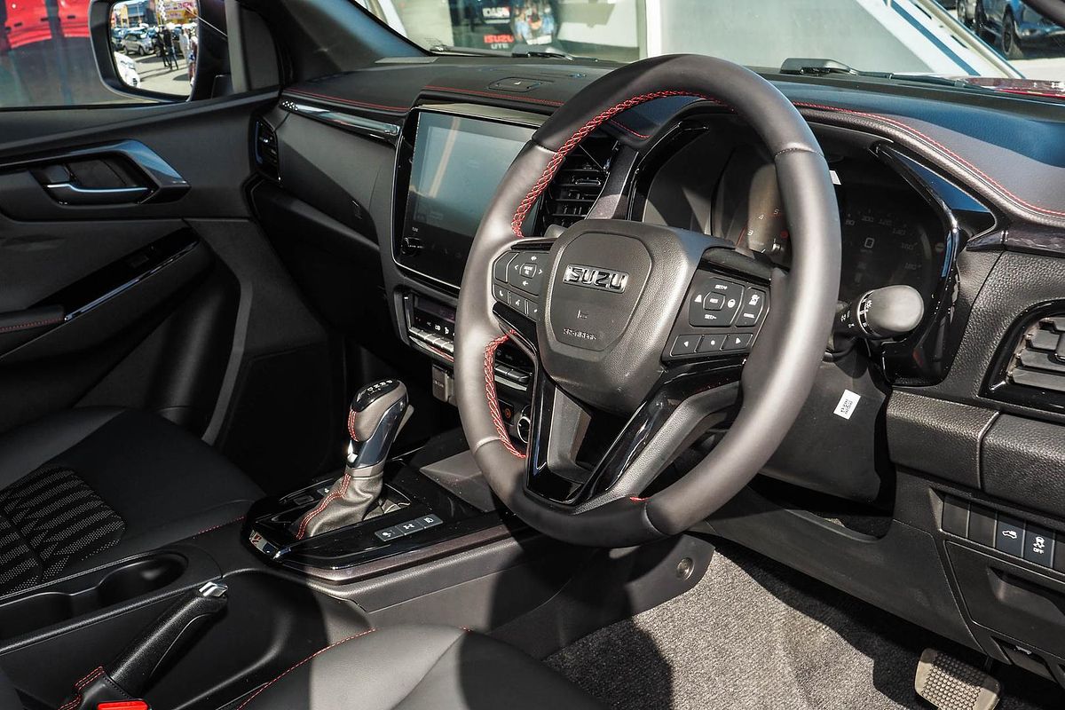 2025 Isuzu D-MAX