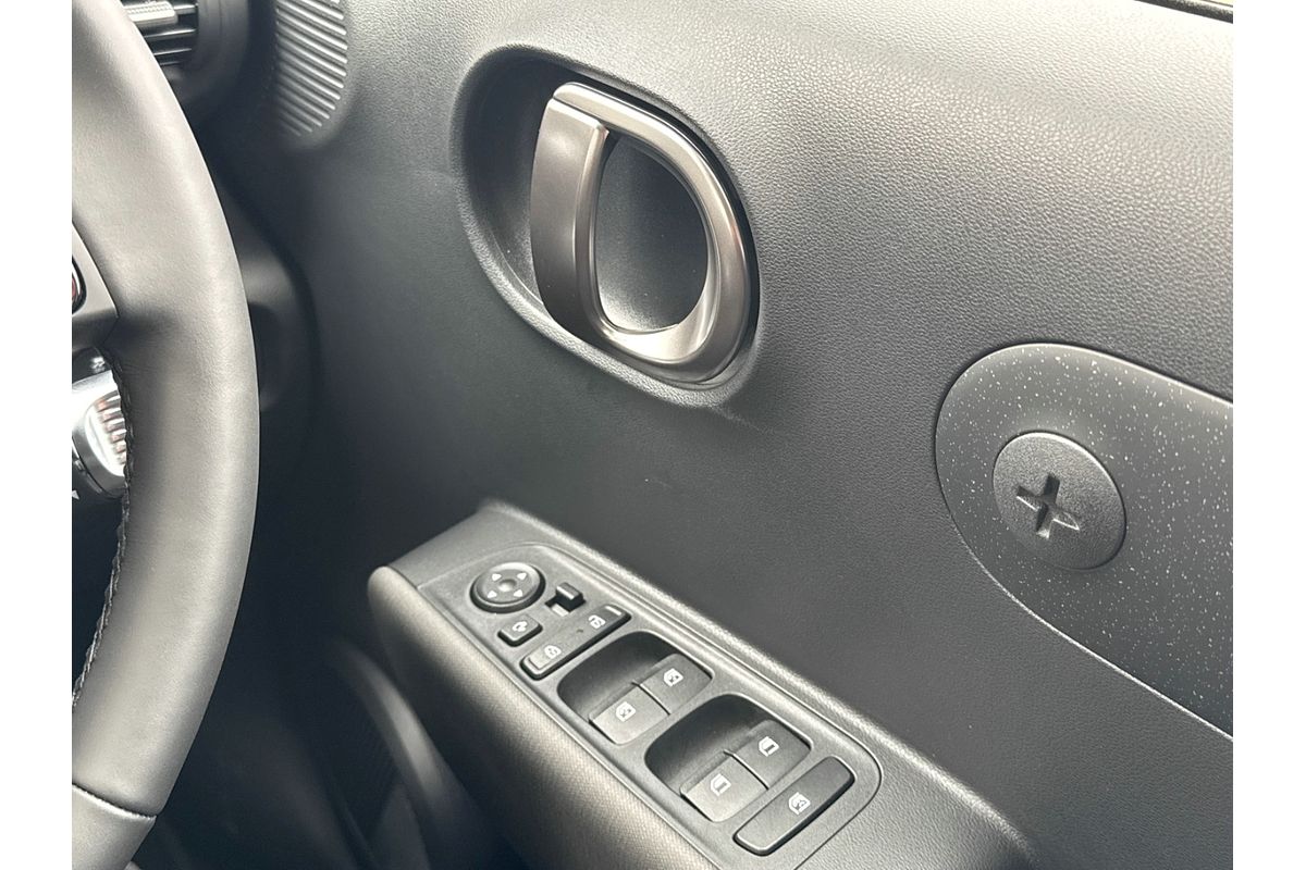 2024 Hyundai INSTER Cross AX.V1