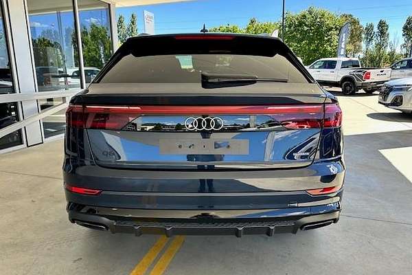 2025 Audi Q8 50 TDI S line F1