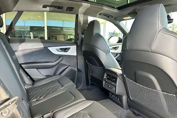 2025 Audi Q8 50 TDI S line F1