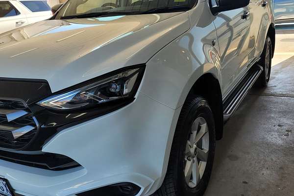 2024 Isuzu MU-X LS-M